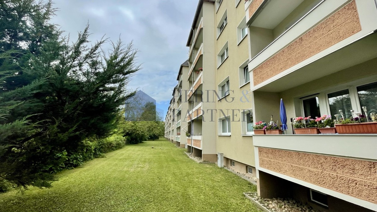 moderne 3- Zimmer- Wohnung mit Balkon in der 2. Etage!, 06449 Aschersleben, Etagenwohnung